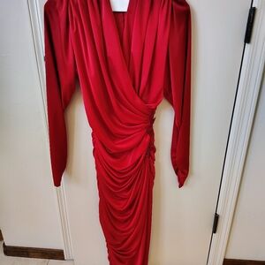 Night Moves New York Red Satin Ruched Long Evening Dress V-Neck Long Sleeve 5/6
